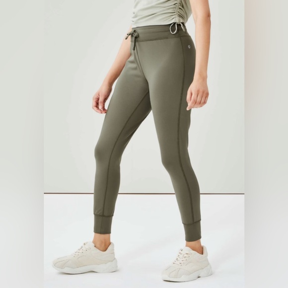 JOE FRESH High Rise Active Jogger  size:L NWT - Picture 1 of 5